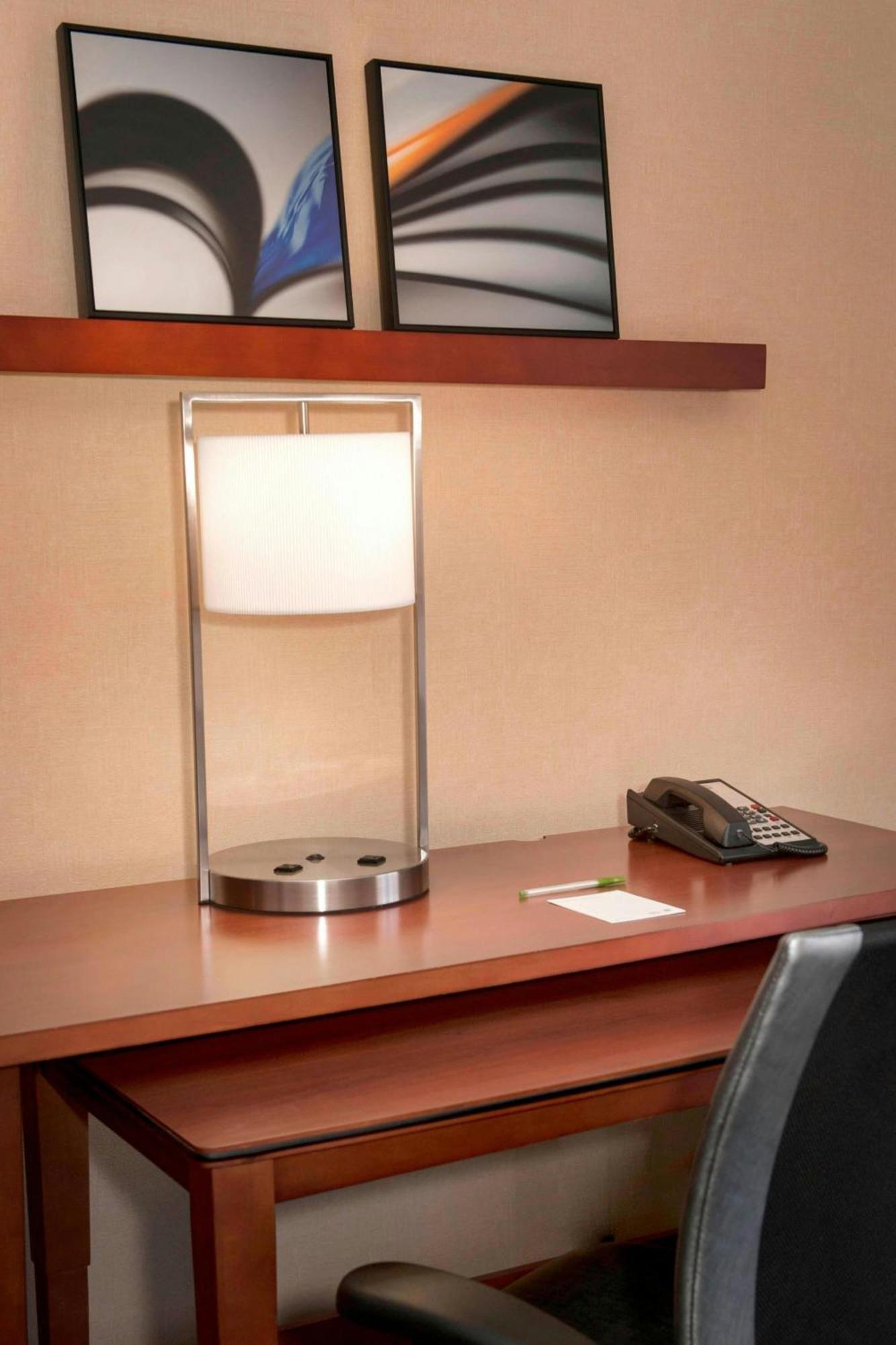 Courtyard By Marriott Hartford Windsor Airport Hotel Kültér fotó