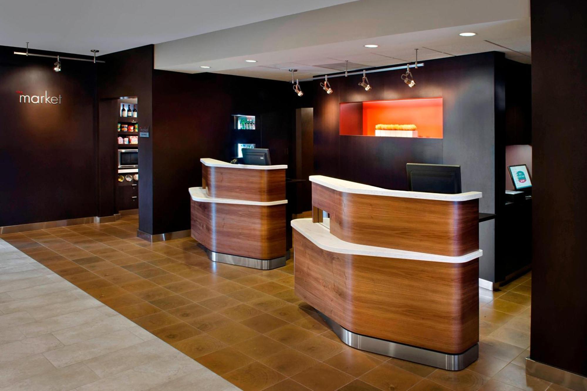 Courtyard By Marriott Hartford Windsor Airport Hotel Kültér fotó